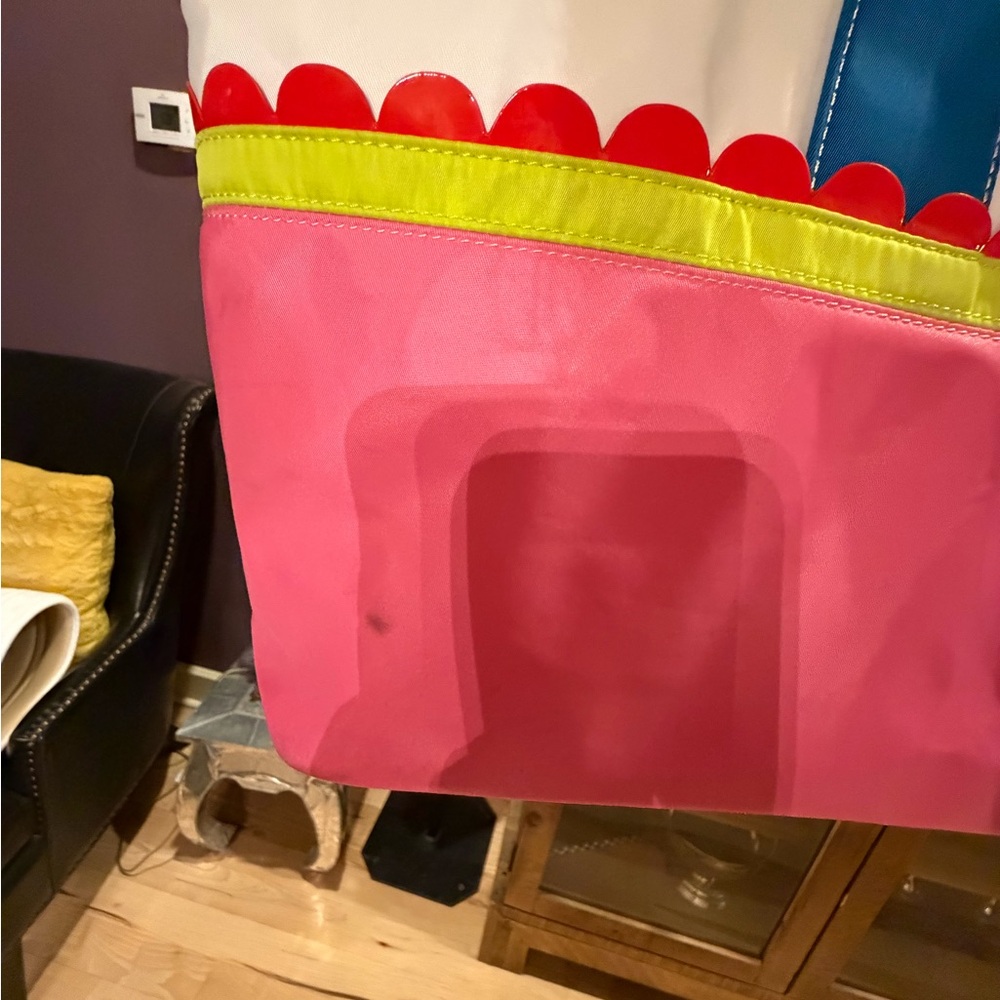 Packed Party - duffle bag! - Picture 4 of 5